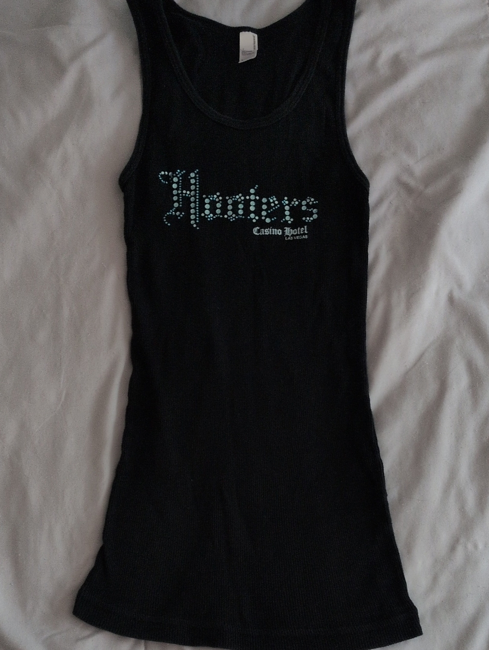 Hooters Black Fitted Tank with Aqua Rhinestone Casino Las Vegas Logo Size Large